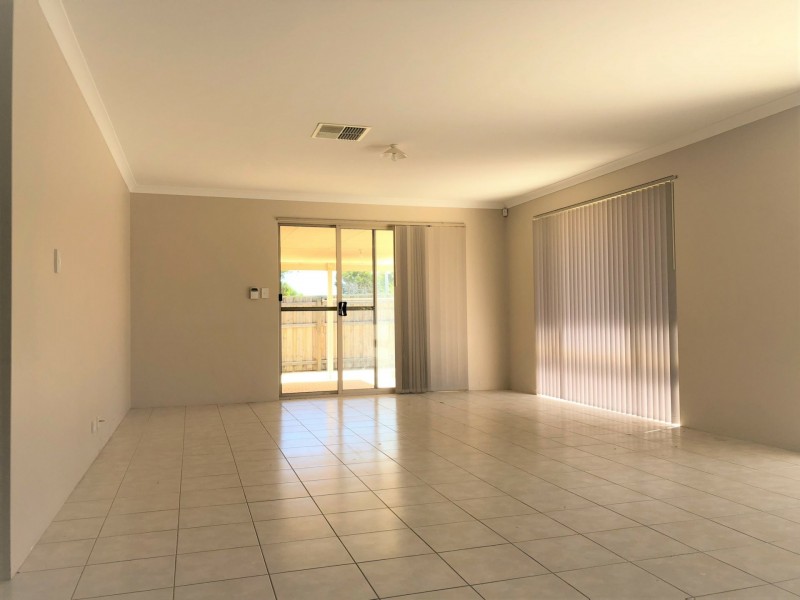 137 Lindsay Beach Boulevard, Yanchep WA 6035