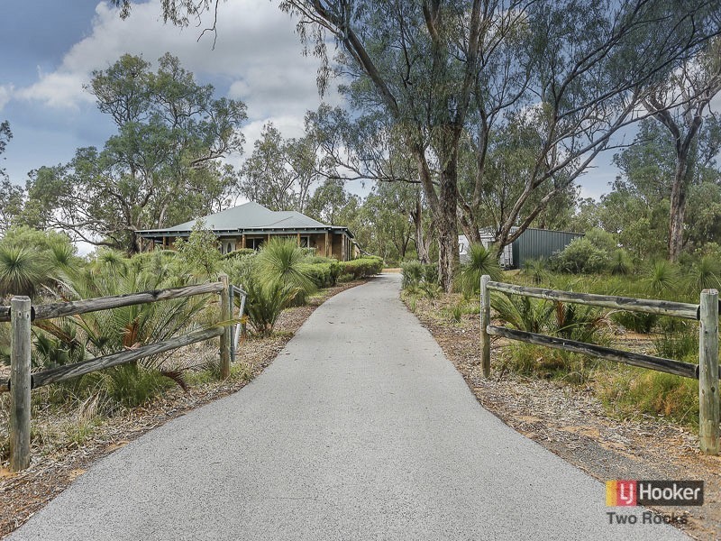 93 Harvest Circle, Two Rocks WA 6037