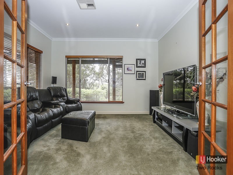 93 Harvest Circle, Two Rocks WA 6037