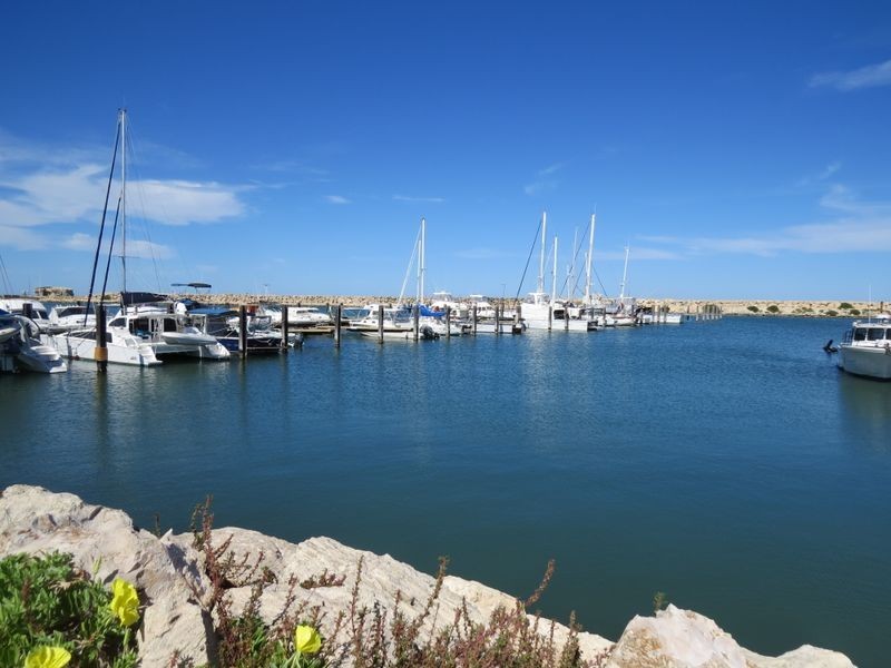 5 Abrolhos Close, Two Rocks WA 6037