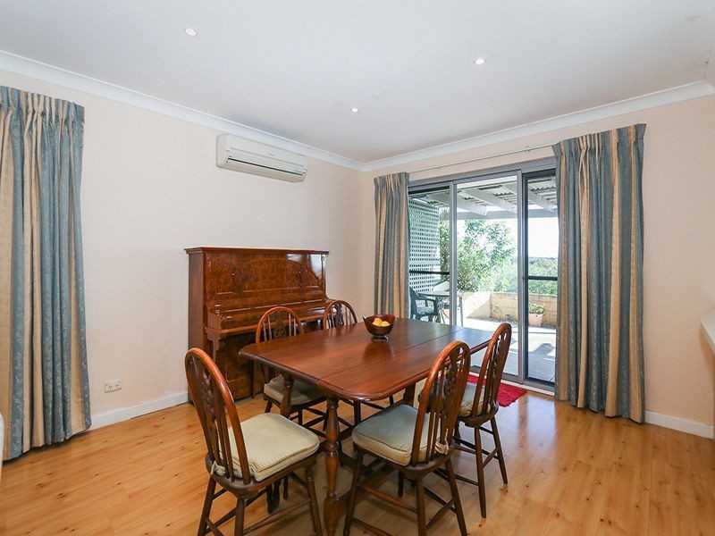 2 Charnwood Place, Two Rocks WA 6037