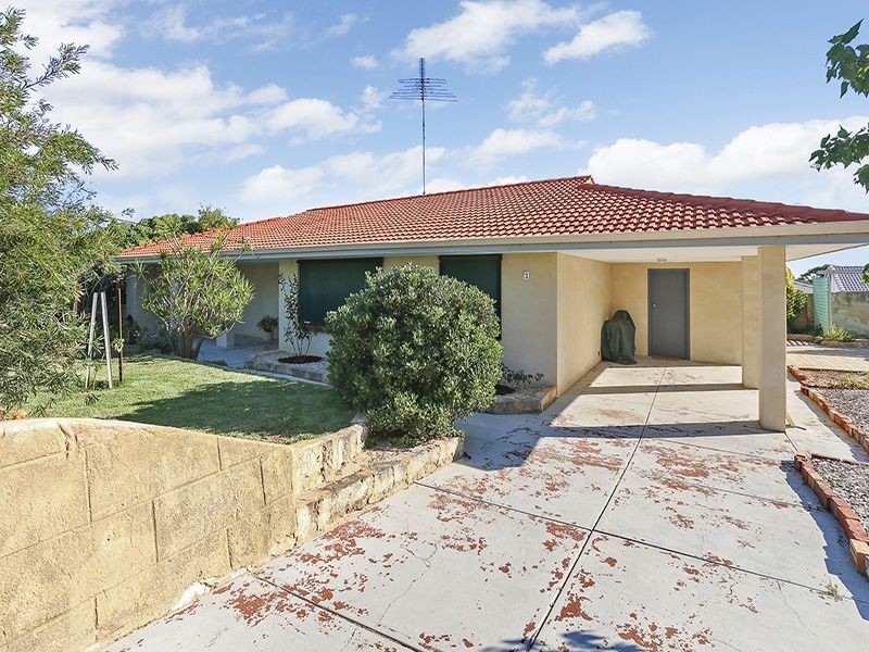 2 Charnwood Place, Two Rocks WA 6037