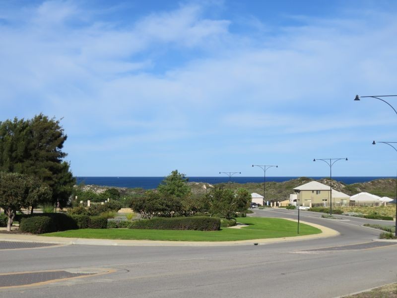 55 Montebello Boulevard, Two Rocks WA 6037