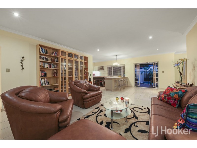 20 Lady Lindsay Cove, Yanchep WA 6035