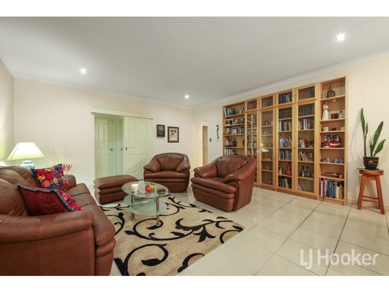 20 Lady Lindsay Cove, Yanchep WA 6035