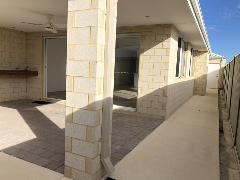 15 Cuttlefish Street, Yanchep WA 6035