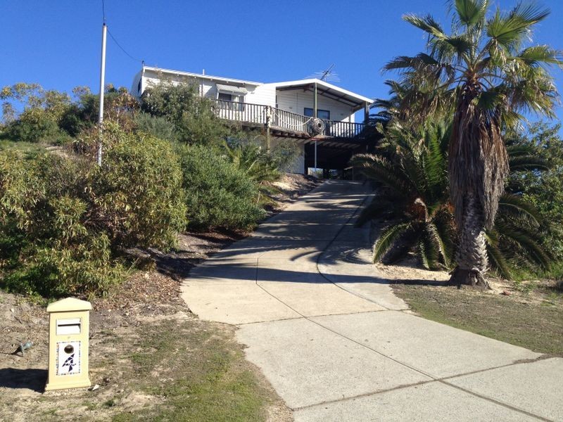 4 Hackney Way, Yanchep WA 6035