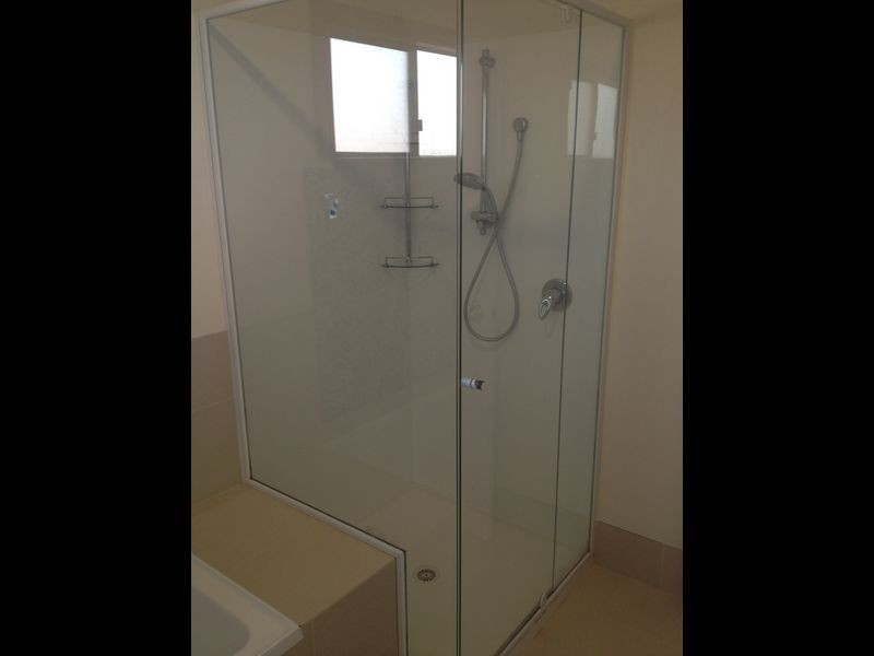 4 Hackney Way, Yanchep WA 6035