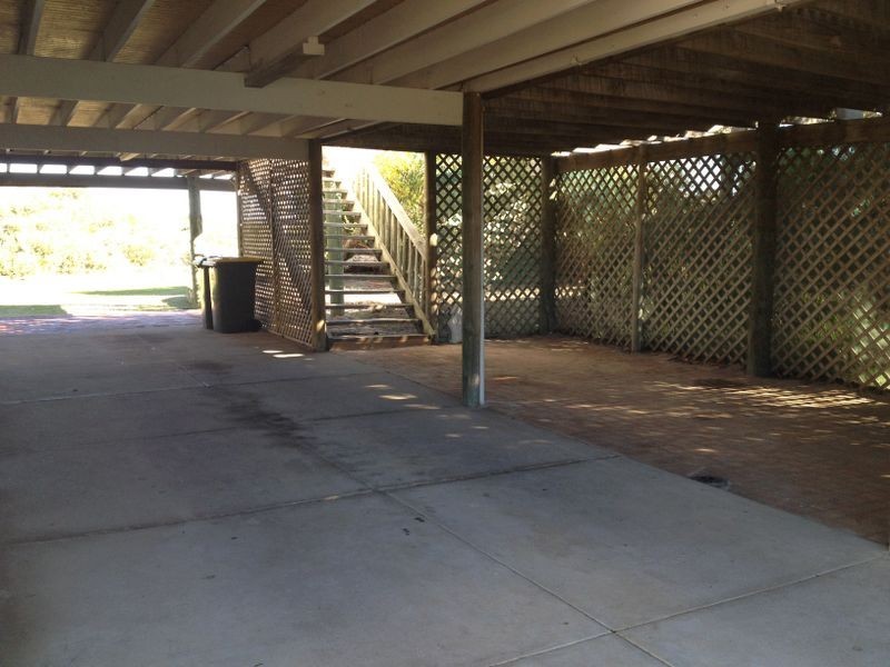 4 Hackney Way, Yanchep WA 6035