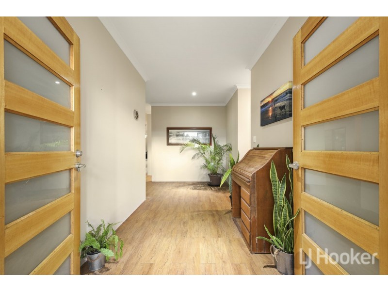 8 Grey Court, Yanchep WA 6035