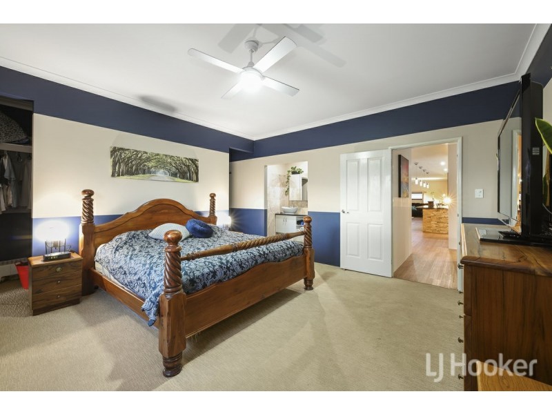 8 Grey Court, Yanchep WA 6035