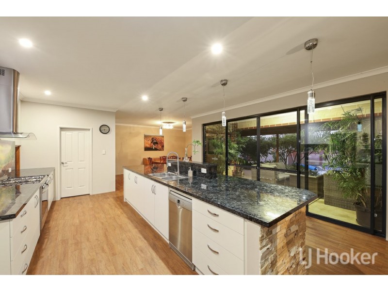 8 Grey Court, Yanchep WA 6035