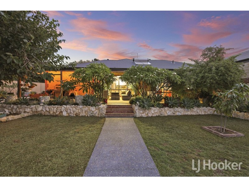 8 Grey Court, Yanchep WA 6035