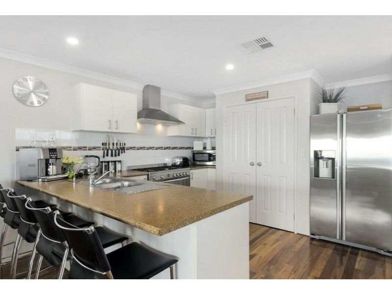 31 Seadrift Street, Yanchep WA 6035