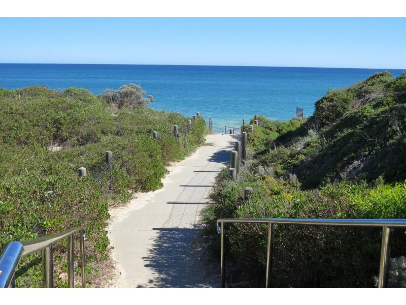 24 Teraglin Vista, Yanchep WA 6035