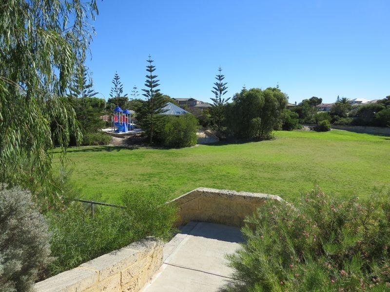 24 Teraglin Vista, Yanchep WA 6035