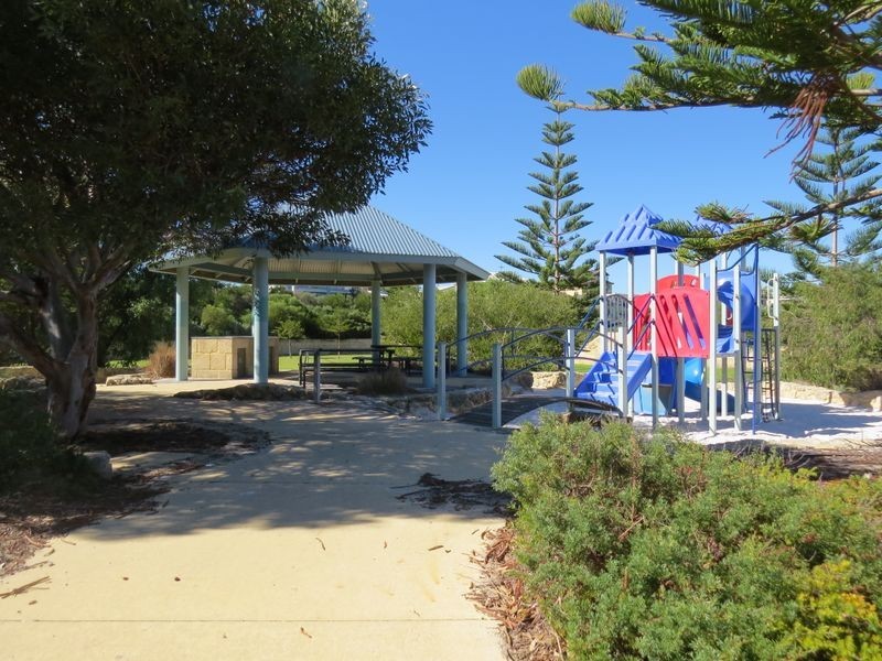 24 Teraglin Vista, Yanchep WA 6035