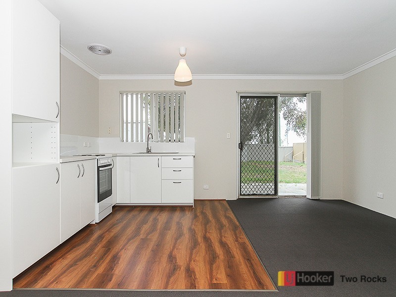 2 Fawkner Road, Two Rocks WA 6037