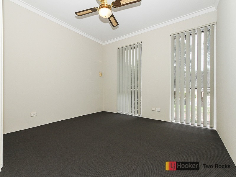 2 Fawkner Road, Two Rocks WA 6037