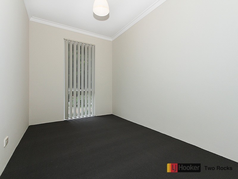 2 Fawkner Road, Two Rocks WA 6037