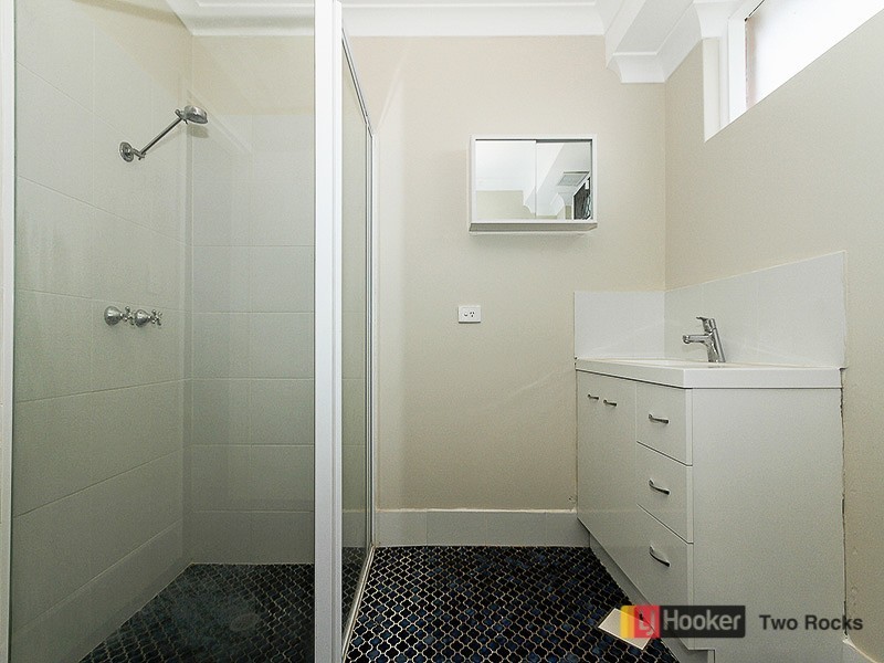 2 Fawkner Road, Two Rocks WA 6037