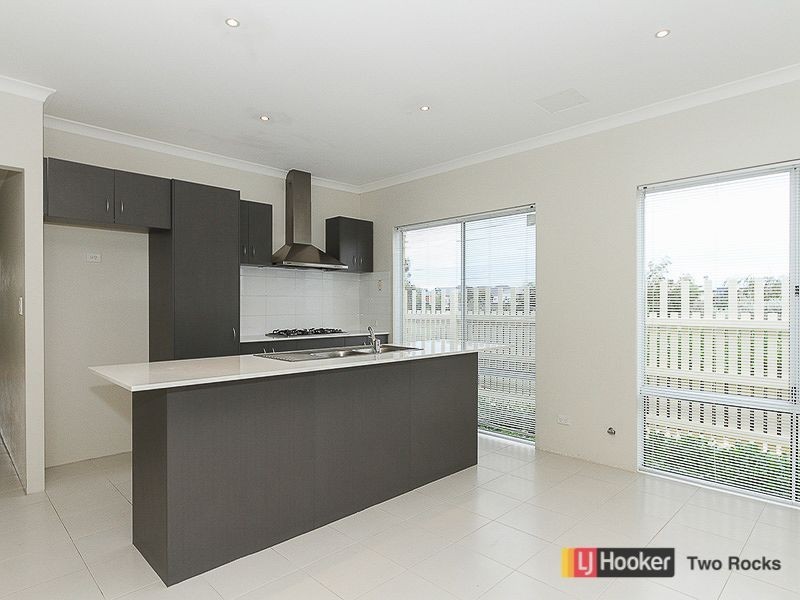 10 Barro Bend, Yanchep WA 6035