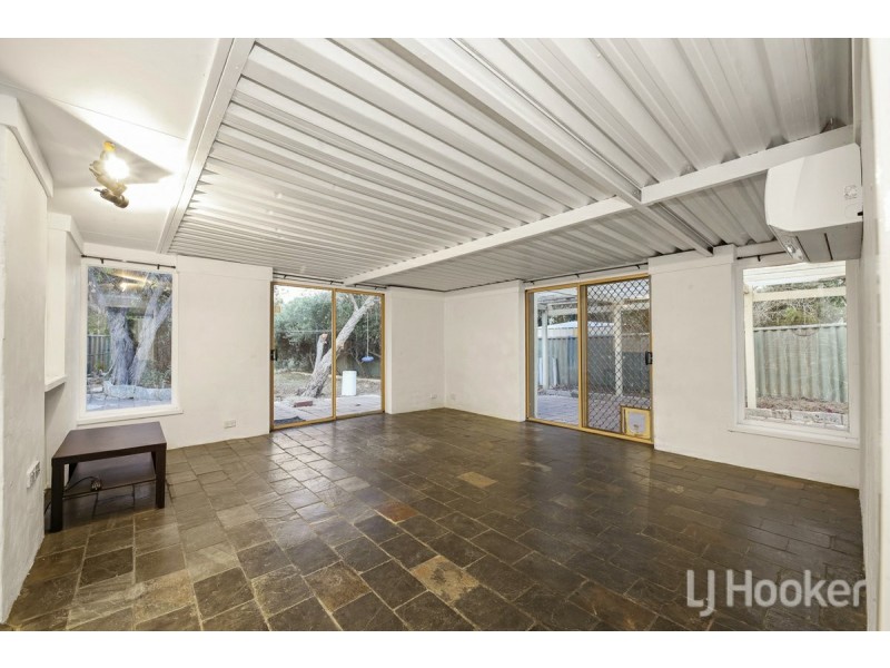 18 Hazeltine Court, Yanchep WA 6035