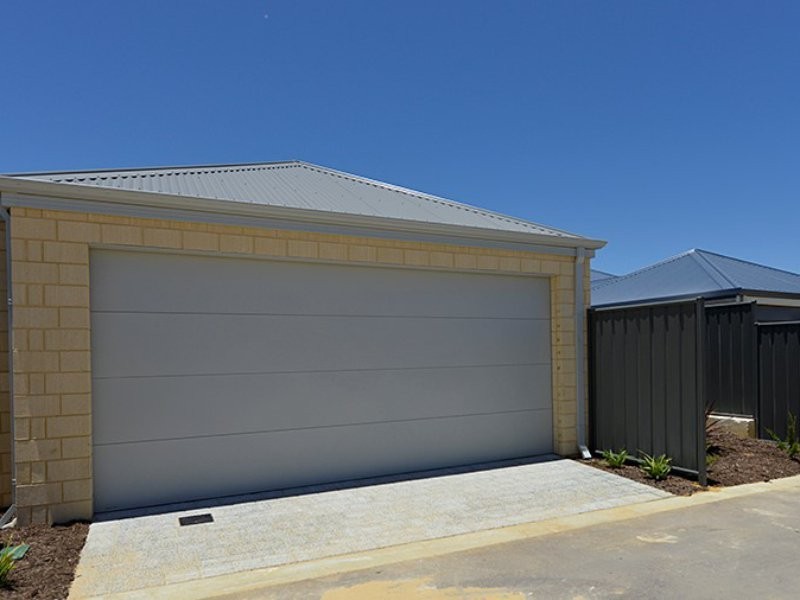 63 Greenside Drive, Yanchep WA 6035