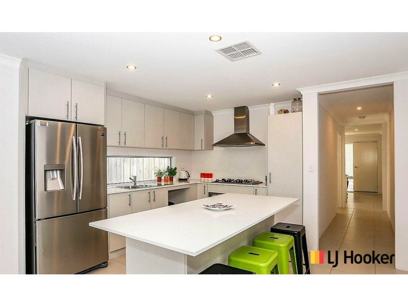 19 Seaside Avenue, Yanchep WA 6035