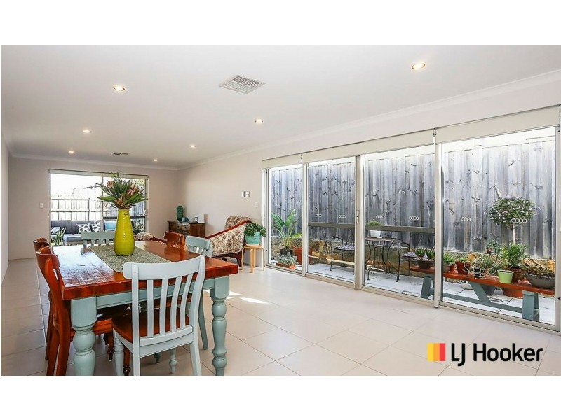 19 Seaside Avenue, Yanchep WA 6035