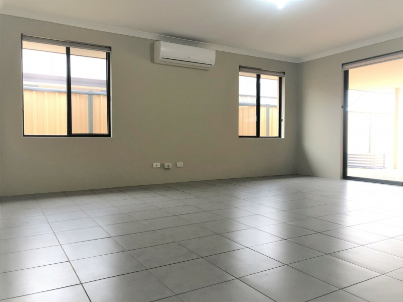 12 Popran Road, Yanchep WA 6035