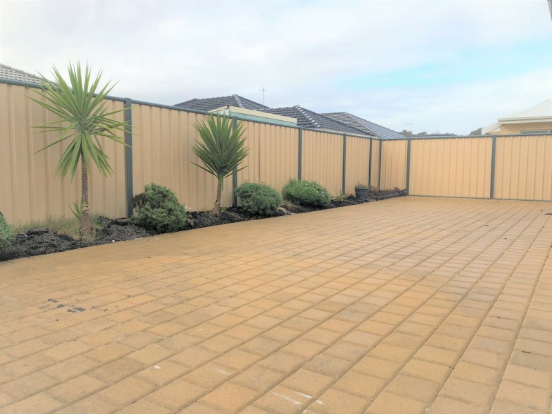 12 Popran Road, Yanchep WA 6035