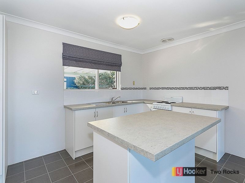 18 Hutt Court, Two Rocks WA 6037