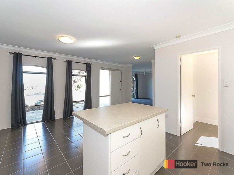 18 Hutt Court, Two Rocks WA 6037