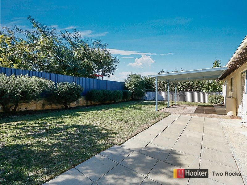 18 Hutt Court, Two Rocks WA 6037