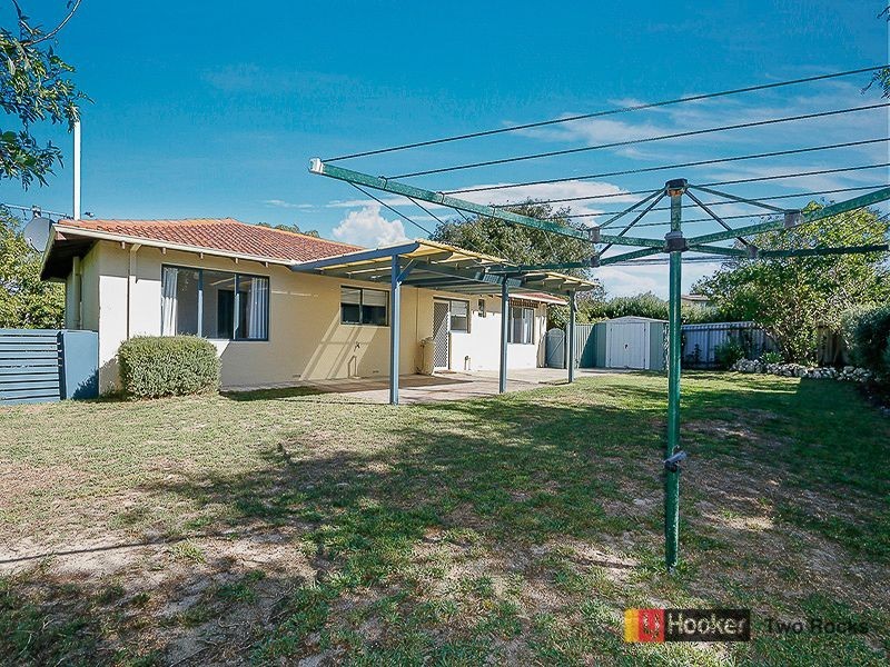 18 Hutt Court, Two Rocks WA 6037