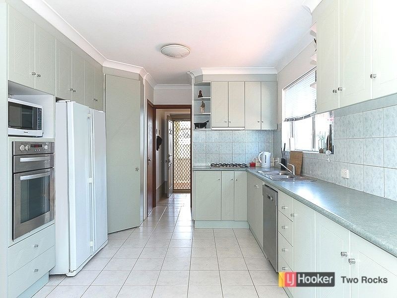 28 Frigate Crescent, Yanchep WA 6035