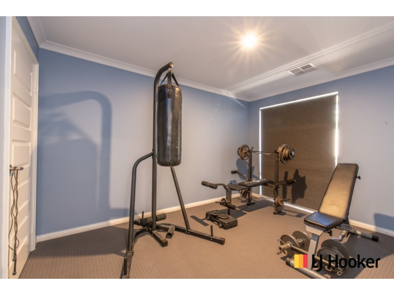 11 Snapper Way, Two Rocks WA 6037