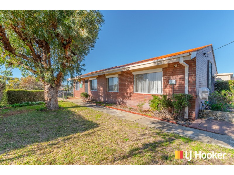 12 Evans Place, Two Rocks WA 6037