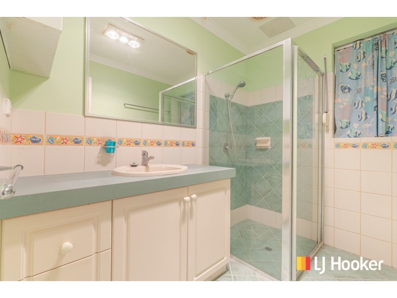 12 Evans Place, Two Rocks WA 6037