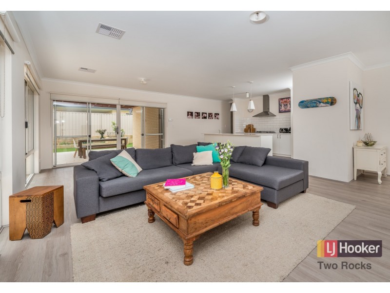 12 Abalone View, Two Rocks WA 6037