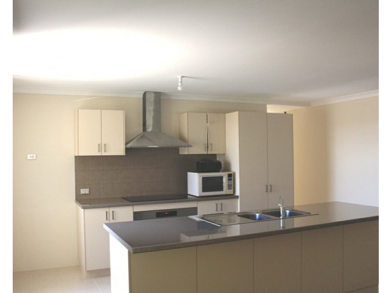 35/146 St Andrews Drive, Yanchep WA 6035