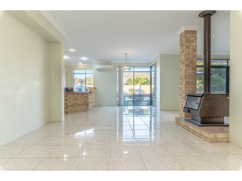 123 Sovereign Drive, Two Rocks WA 6037