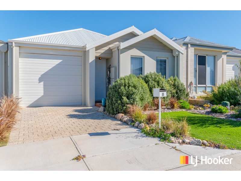 8 Dhufish Way, Two Rocks WA 6037
