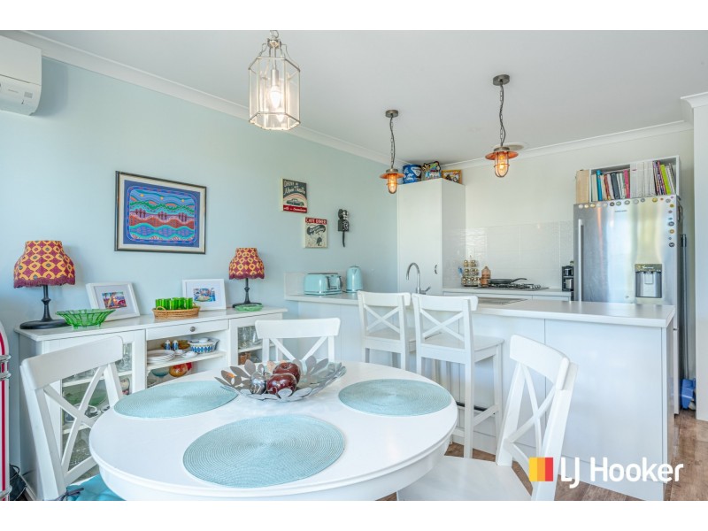 8 Dhufish Way, Two Rocks WA 6037