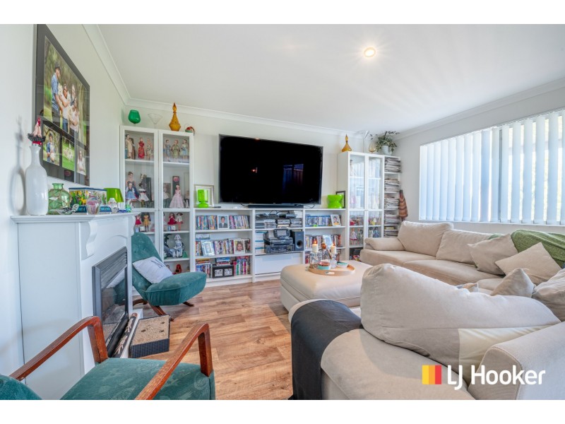 8 Dhufish Way, Two Rocks WA 6037