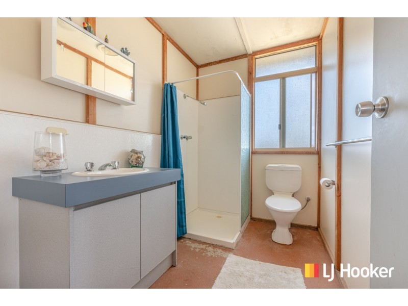 312 Tamarisk Drive, Gabbadah WA 6041