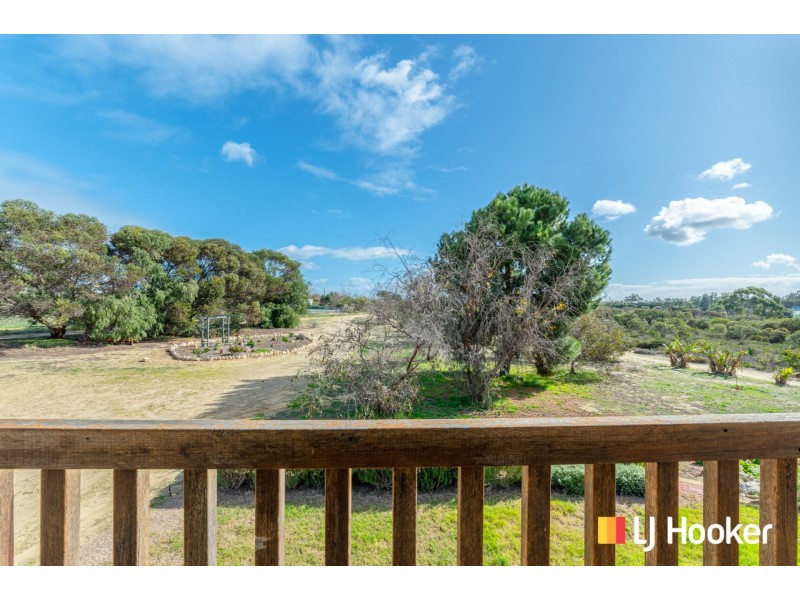 312 Tamarisk Drive, Gabbadah WA 6041