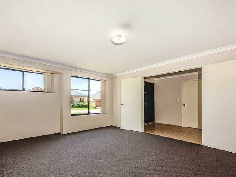 6/146 St Andrews Drive, Yanchep WA 6035