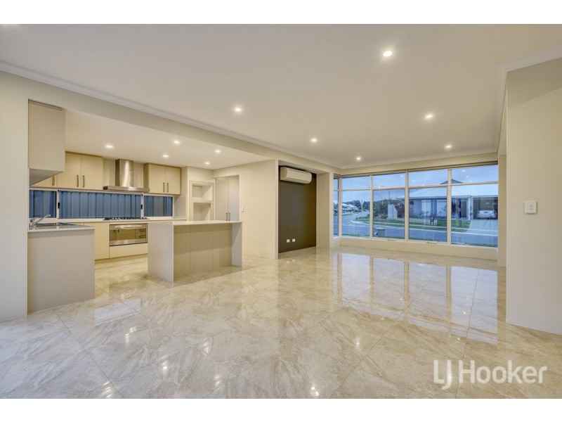 7 Summerhome Parade, Yanchep WA 6035